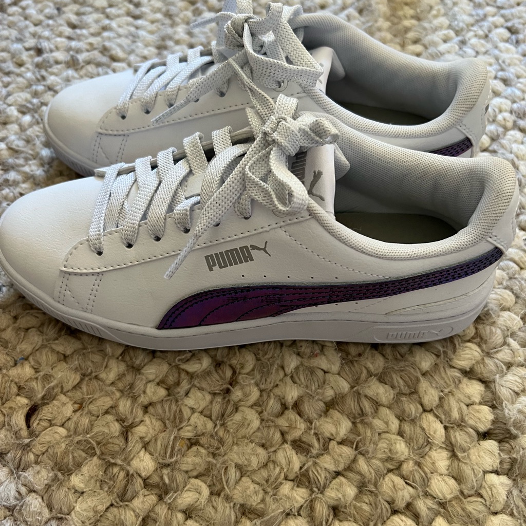 Brand New Youth Puma Brand Sneakers Brand New Youth Puma Brand Sneakers